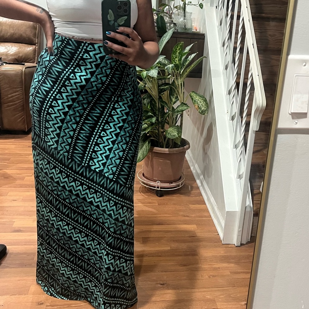 Matty M Geometric Blue and Black Maxi Skirt